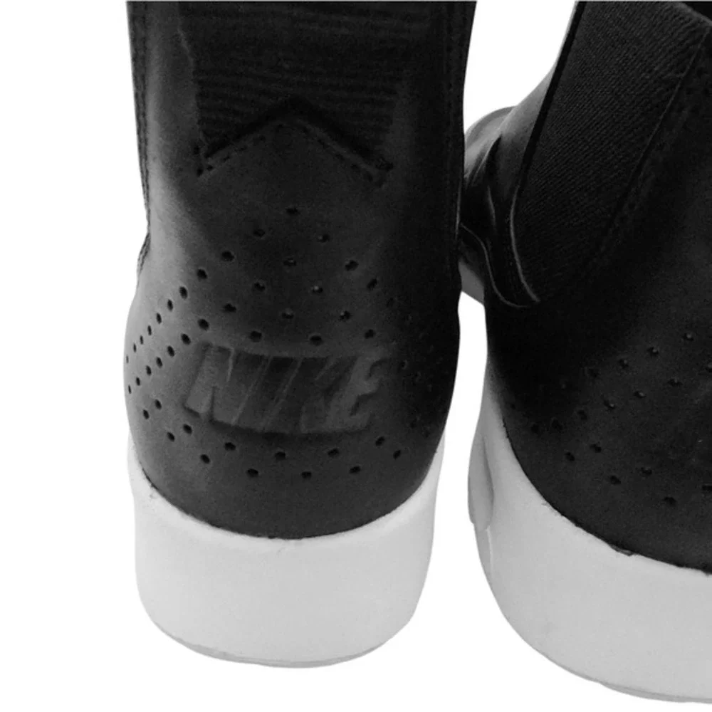 Nike Air Max Thea Mid Leather Ankle Boots Sneakers Black White Womens Size 8 New
